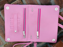 Load image into Gallery viewer, The Bend and Snap Clutch in Hot Pink Floral