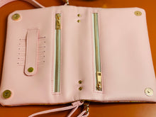 Load image into Gallery viewer, The Bend and Snap Clutch in Orange Floral