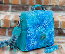 Load image into Gallery viewer, The Guardian Anti-Theft Backpack In Sunset Beach Turtle