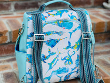Load image into Gallery viewer, The Guardian Anti-Theft Backpack in Sealife1

